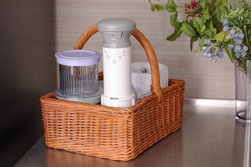 本体は取り外し可能で、収納も省スペースに