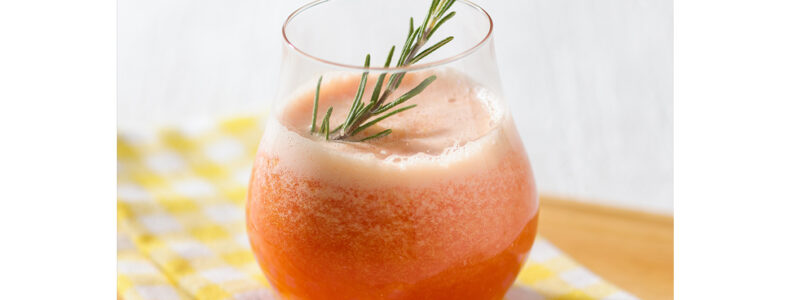 グレープフルーツとオレンジのジュース