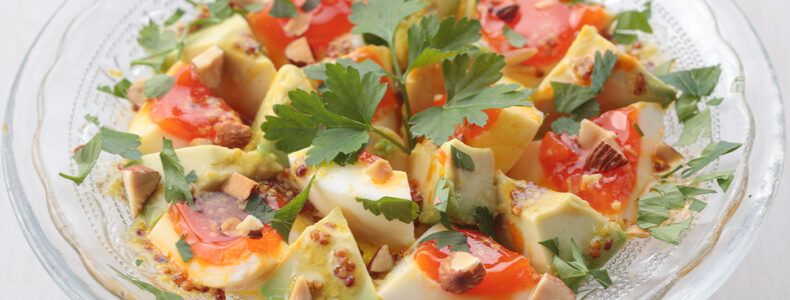 半熟卵とアボカドのサラダ