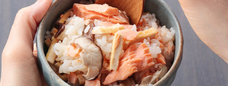 冷凍ごはんの鮭と椎茸の混ぜご飯 冷凍ごはんの鮭と椎茸の混ぜご飯